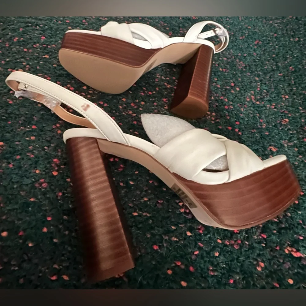 RARE AQUA Lory Platform High Heel Sandals White Brown NWT 7.5